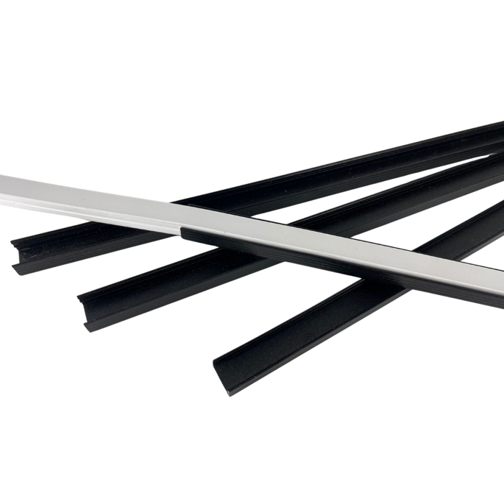 F611 - 4 Glissières Alu 1.20 m pour Bande led (1116-1186)